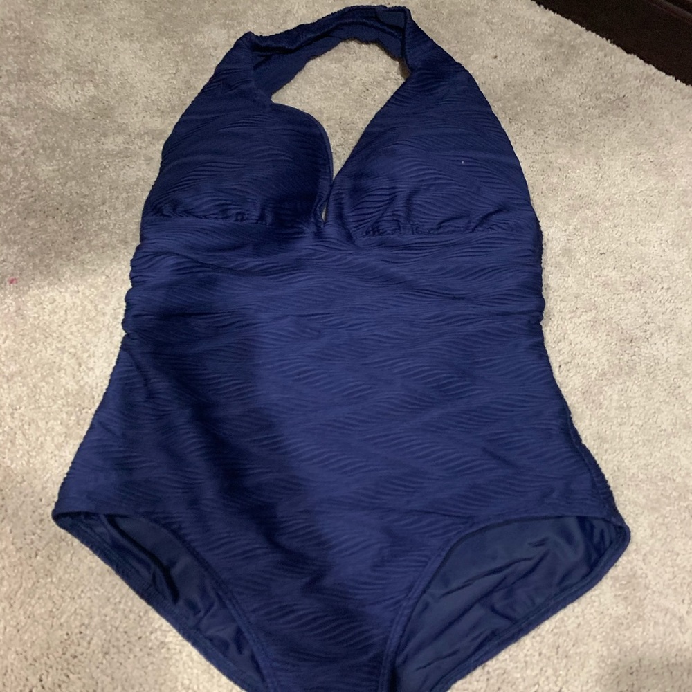 One piece swimsuit